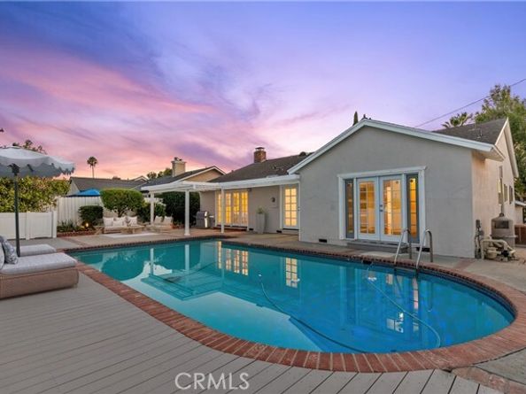 9632 Forbes Avenue, Northridge (los Angeles) CA 91343