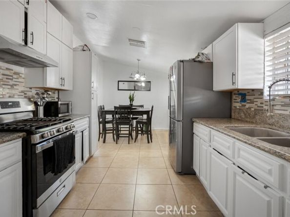 11848 Chadron, Pacoima (los Angeles) CA 91331