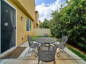 21125 Ingomar Court, Canoga Park (los Angeles) CA 91304