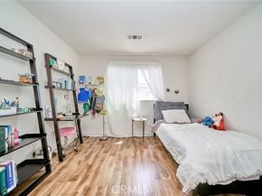 21125 Ingomar Court, Canoga Park (los Angeles) CA 91304