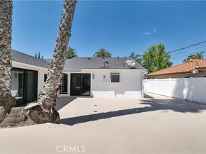 18234 Sugarman Street, Tarzana (los Angeles) CA 91356