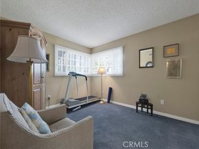 4524 Deanwood, Woodland Hills (los Angeles) CA 91364