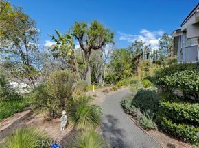 4524 Deanwood, Woodland Hills (los Angeles) CA 91364