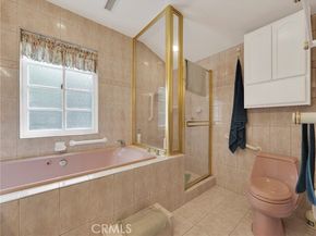 4524 Deanwood, Woodland Hills (los Angeles) CA 91364