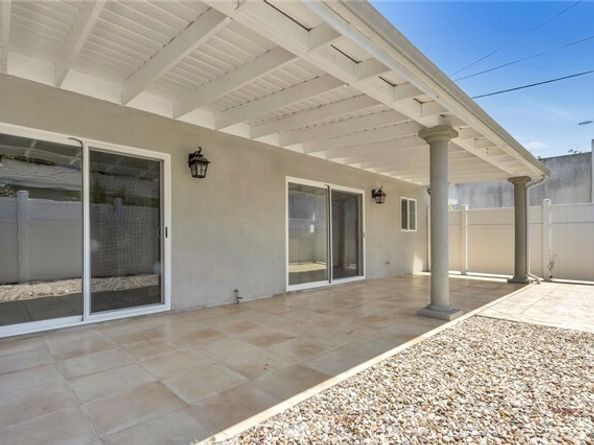 6015 Laurelgrove Avenue, North Hollywood (los Angeles) CA 91606