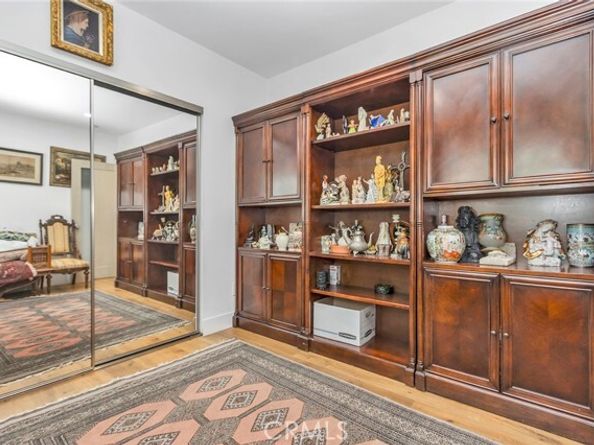 6015 Laurelgrove Avenue, North Hollywood (los Angeles) CA 91606