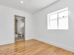6015 Laurelgrove Avenue, North Hollywood (los Angeles) CA 91606