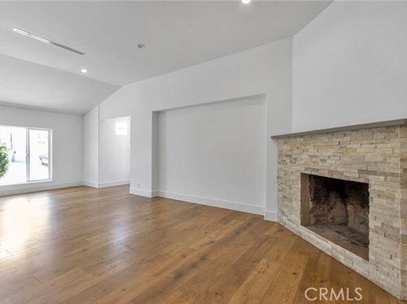 6015 Laurelgrove Avenue, North Hollywood (los Angeles) CA 91606