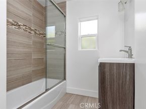 6015 Laurelgrove Avenue, North Hollywood (los Angeles) CA 91606