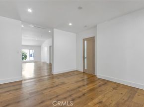 6015 Laurelgrove Avenue, North Hollywood (los Angeles) CA 91606
