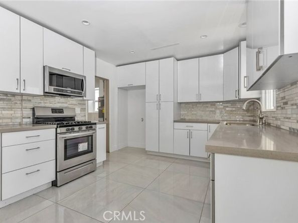6015 Laurelgrove Avenue, North Hollywood (los Angeles) CA 91606