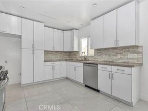 6015 Laurelgrove Avenue, North Hollywood (los Angeles) CA 91606