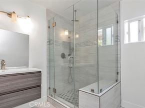 6015 Laurelgrove Avenue, North Hollywood (los Angeles) CA 91606