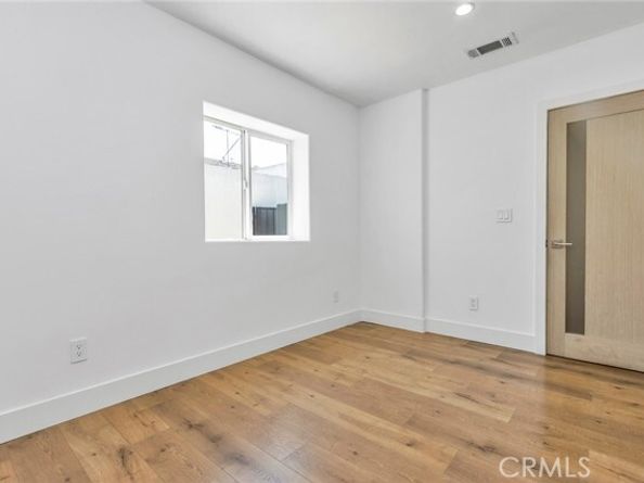 6015 Laurelgrove Avenue, North Hollywood (los Angeles) CA 91606