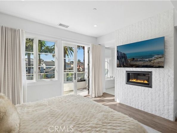 712 Marguerite Avenue, Corona Del Mar (newport Beach) CA 92625