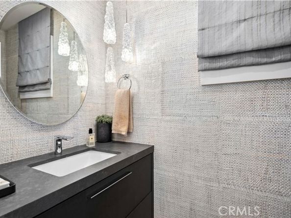 712 Marguerite Avenue, Corona Del Mar (newport Beach) CA 92625