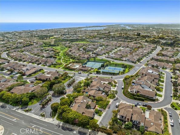 11 Mainsail Drive, Corona Del Mar (newport Beach) CA 92625