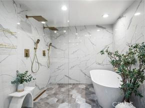 11 Mainsail Drive, Corona Del Mar (newport Beach) CA 92625