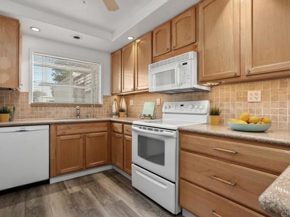 3621 Vista Campana 95, Oceanside CA 92057