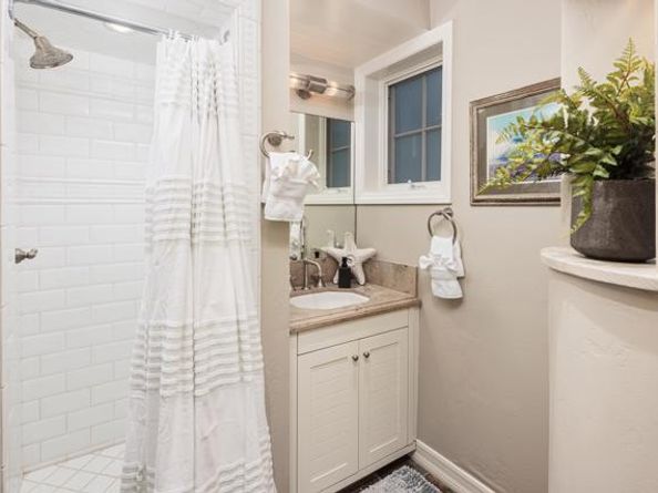 5710 Dolphin Place, La Jolla (san Diego) CA 92037