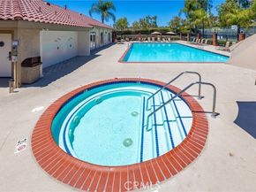21011 Marin 103, Lake Forest (el Toro) CA 92630