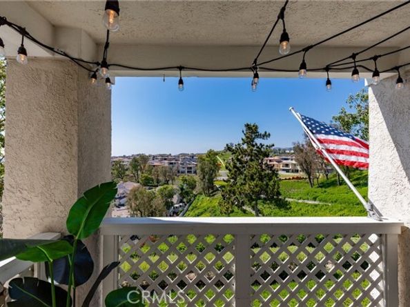 21011 Marin 103, Lake Forest (el Toro) CA 92630