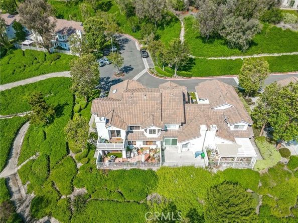 21011 Marin 103, Lake Forest (el Toro) CA 92630