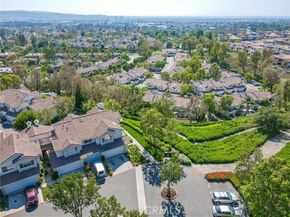 21011 Marin 103, Lake Forest (el Toro) CA 92630