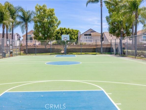 21011 Marin 103, Lake Forest (el Toro) CA 92630