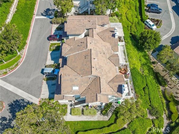 21011 Marin 103, Lake Forest (el Toro) CA 92630
