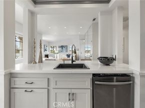 21011 Marin 103, Lake Forest (el Toro) CA 92630