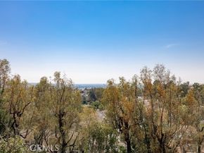 21011 Marin 103, Lake Forest (el Toro) CA 92630