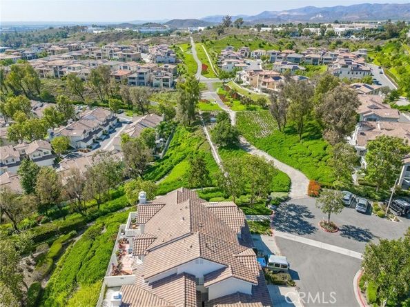21011 Marin 103, Lake Forest (el Toro) CA 92630