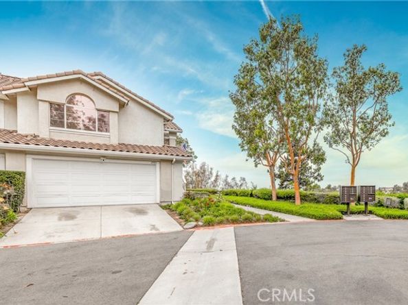 21011 Marin 103, Lake Forest (el Toro) CA 92630