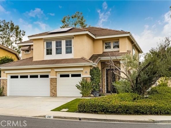 38 Tessera Avenue, Lake Forest (el Toro) CA 92610