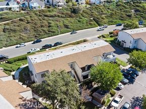 21921 Rimhurst Dr. 128F, Lake Forest (el Toro) CA 92630