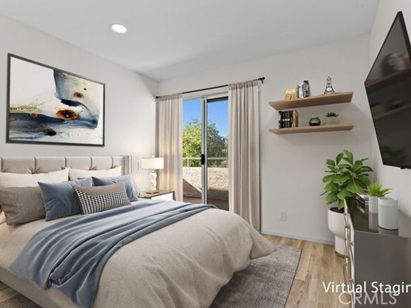 21921 Rimhurst Dr. 128F, Lake Forest (el Toro) CA 92630