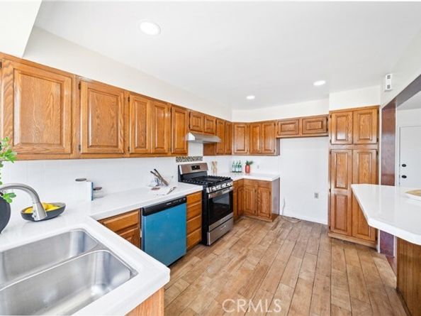 1528 247th Street, Harbor City (los Angeles) CA 90710