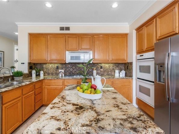 20904 Parkside, Lake Forest (el Toro) CA 92630
