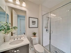 5437 Heritage Oak Drive, Lake Forest (el Toro) CA 92679