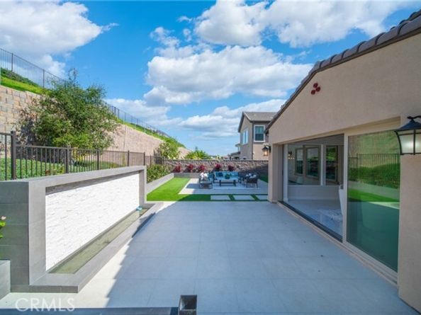 5437 Heritage Oak Drive, Lake Forest (el Toro) CA 92679
