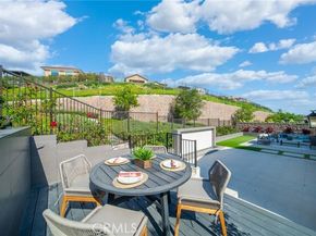 5437 Heritage Oak Drive, Lake Forest (el Toro) CA 92679