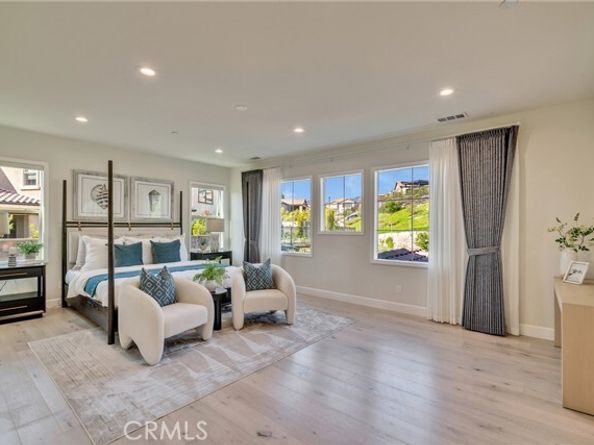 5437 Heritage Oak Drive, Lake Forest (el Toro) CA 92679