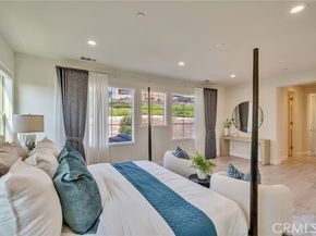 5437 Heritage Oak Drive, Lake Forest (el Toro) CA 92679