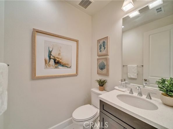 5437 Heritage Oak Drive, Lake Forest (el Toro) CA 92679
