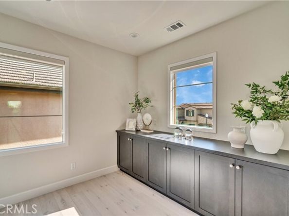 5437 Heritage Oak Drive, Lake Forest (el Toro) CA 92679