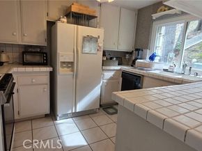 7254 Pomelo, West Hills (los Angeles) CA 91307