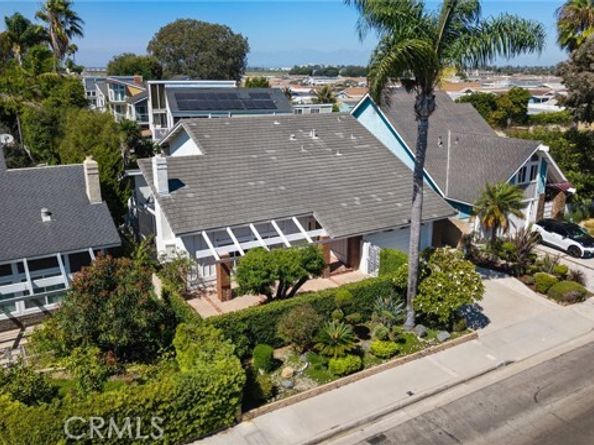 4221 Humboldt, Huntington Beach CA 92649