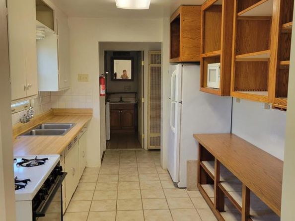 1430 Peach Avenue, El Cajon CA 92021
