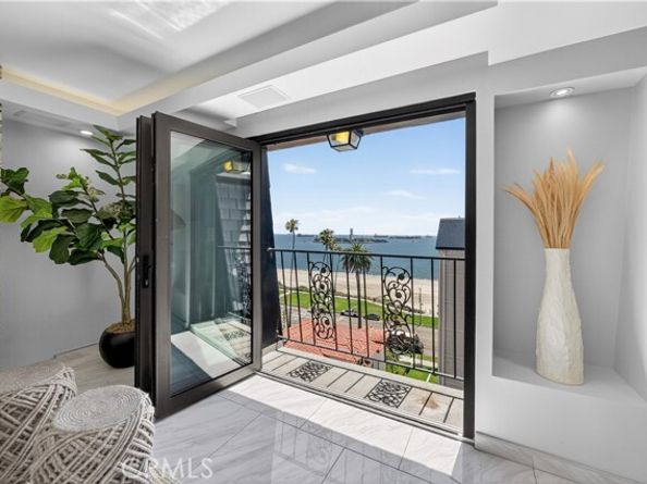 2601 E Ocean 807, Long Beach CA 90803